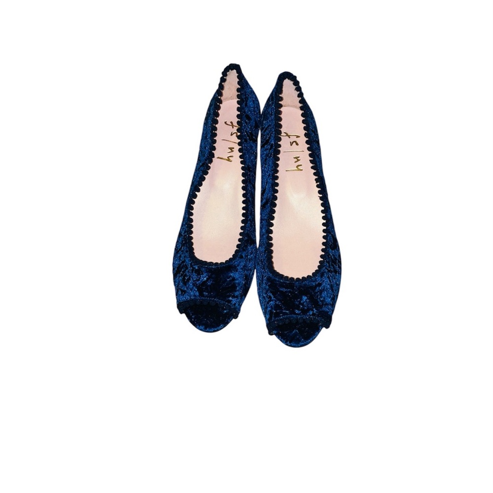 Blue Velvet Women's Shoes - Picture 9 of 11